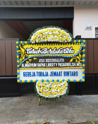 Papan Bunga Duka di Oksamol